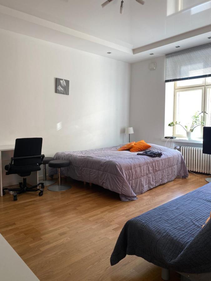 Big Studio Close To Center With Wifi Helsinki Buitenkant foto